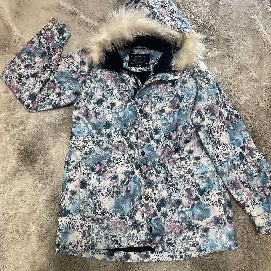 一回使用　デサント&シークレットガーデン　レディースMスノーボードウェア