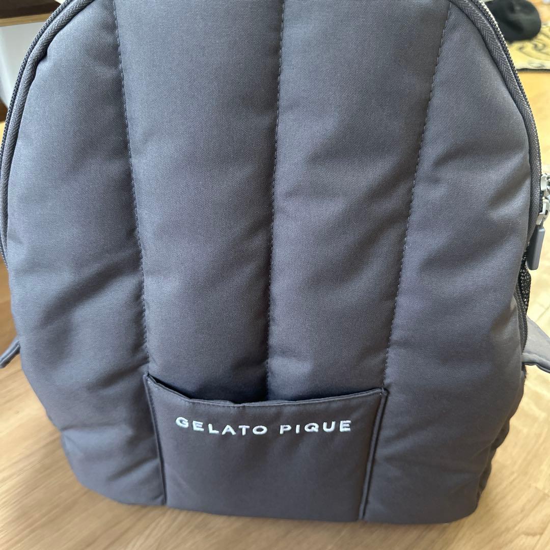 gelato pique バックパック型キャリーバッグ グレー　ペットリュック