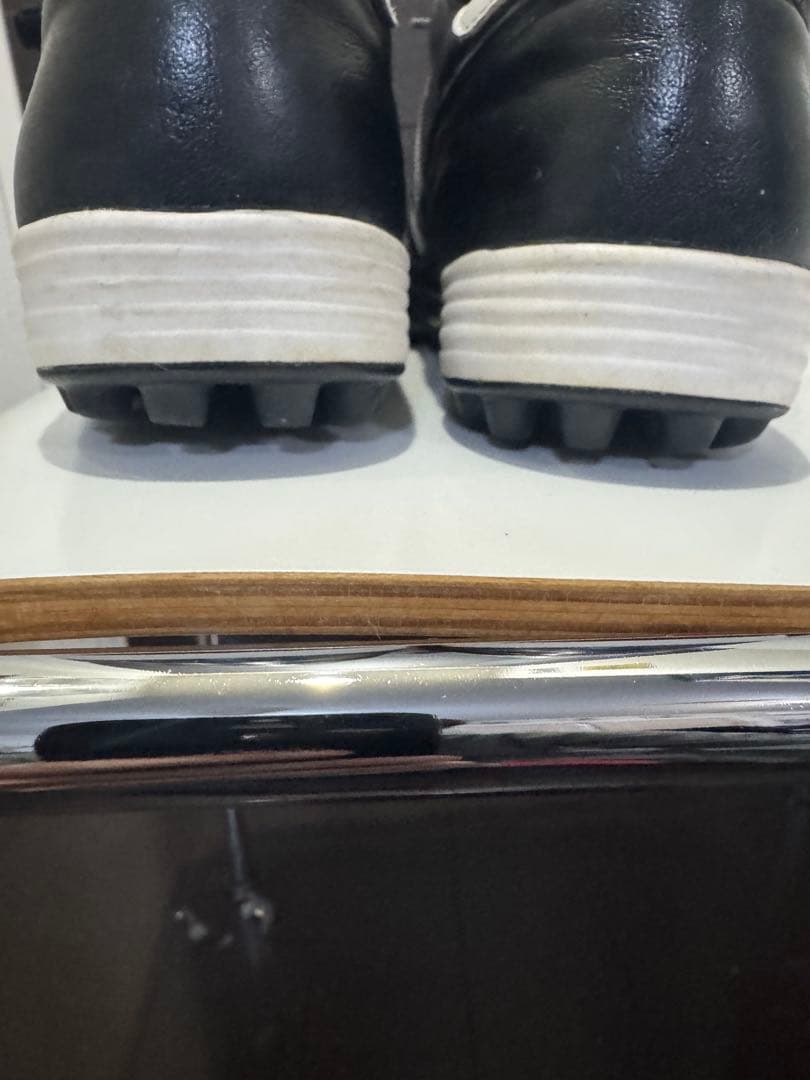 adidas Mundial Team サッカーシューズ 黒/白26cm