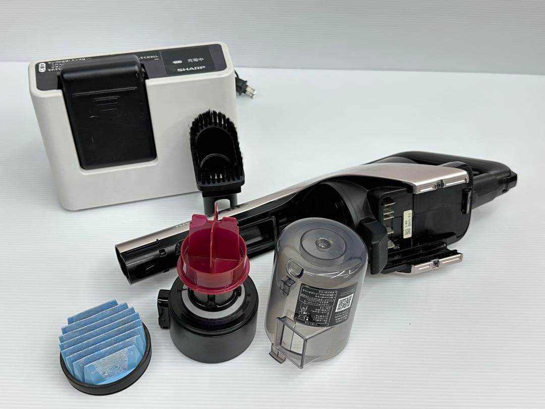 即日発送　2020年製　動作保証　掃除機　シャープ　EC-AR5 充電器セット