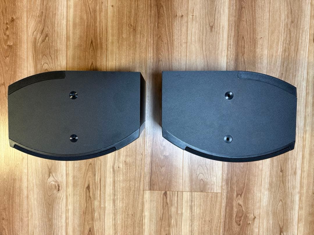 m*o様 【美品】BOSE 301Vスピーカー LR 2個セット 2ペア