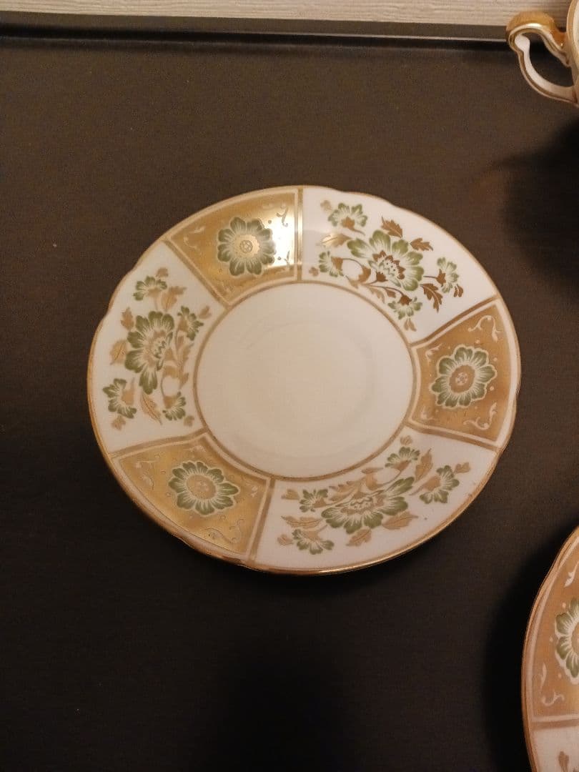 値下げ‼️ロイヤルクラウンダービーパネル グリーン スープカップ＆ソーサー①②