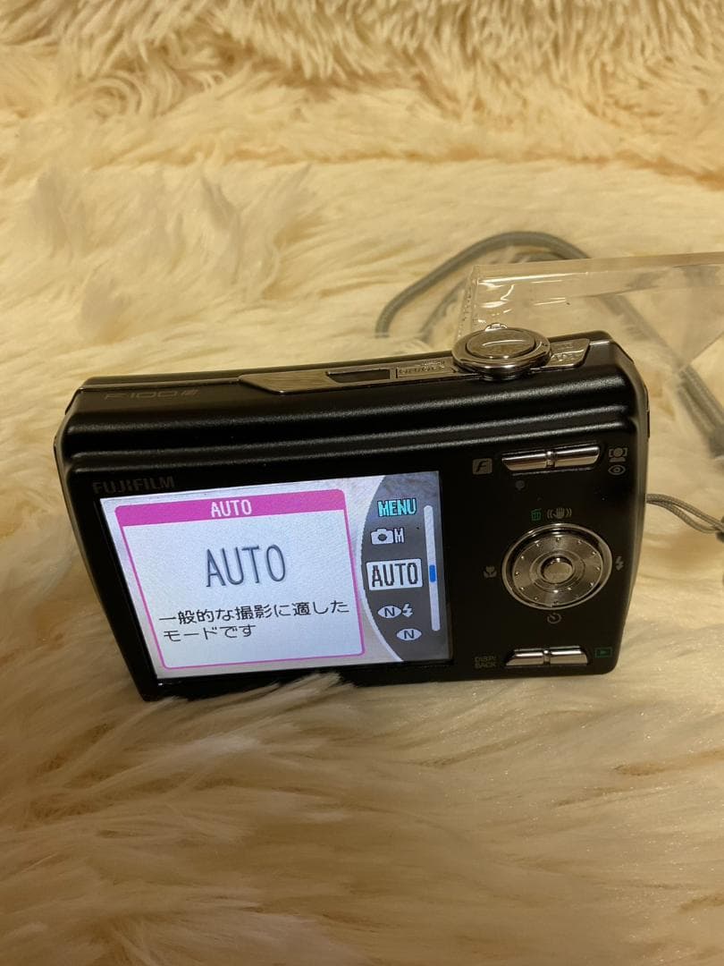 【簡易動作確認済】FUJIFILM FinePixF100fd ブラックコンデジ