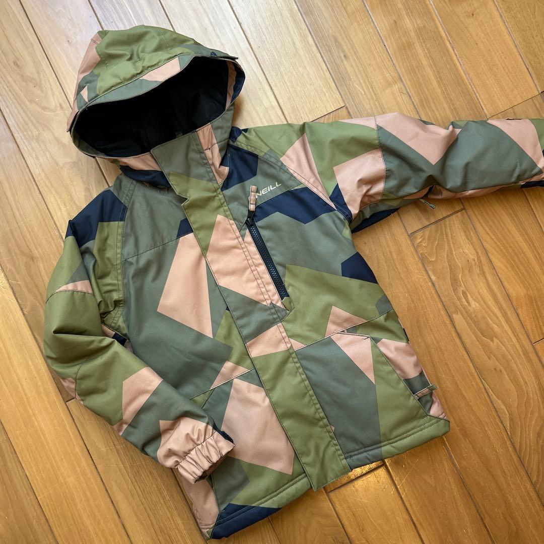 美品⭐︎ONEILL 子ども用スノーボードウェア上下セット　128cm 迷彩柄