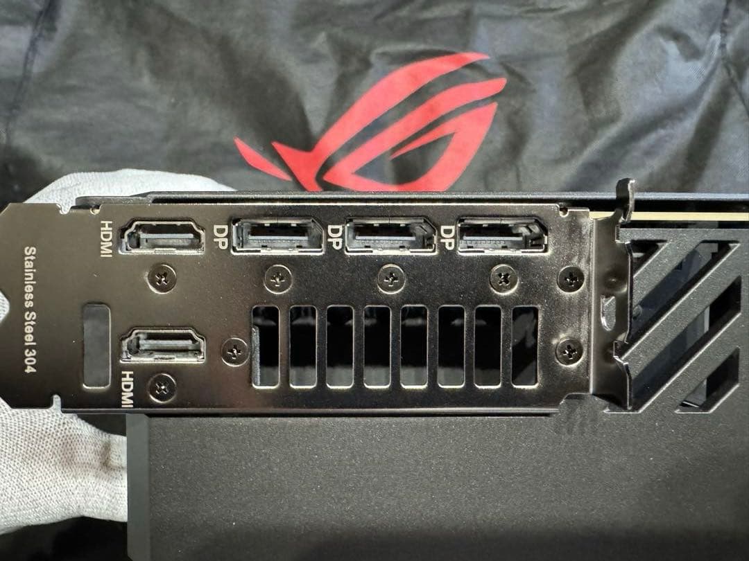 グラフィックボード・グラボ・ビデオカード ASUS ROG ASTRAL GeForce RTX 5090 OC