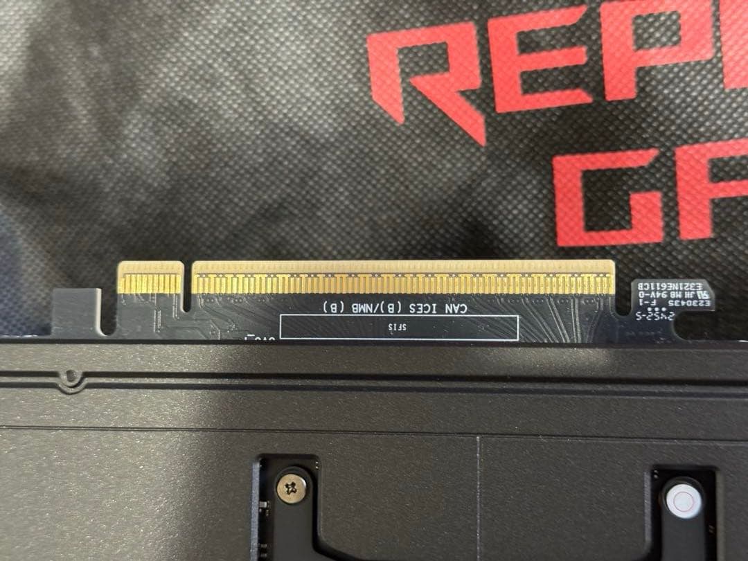 グラフィックボード・グラボ・ビデオカード ASUS ROG ASTRAL GeForce RTX 5090 OC