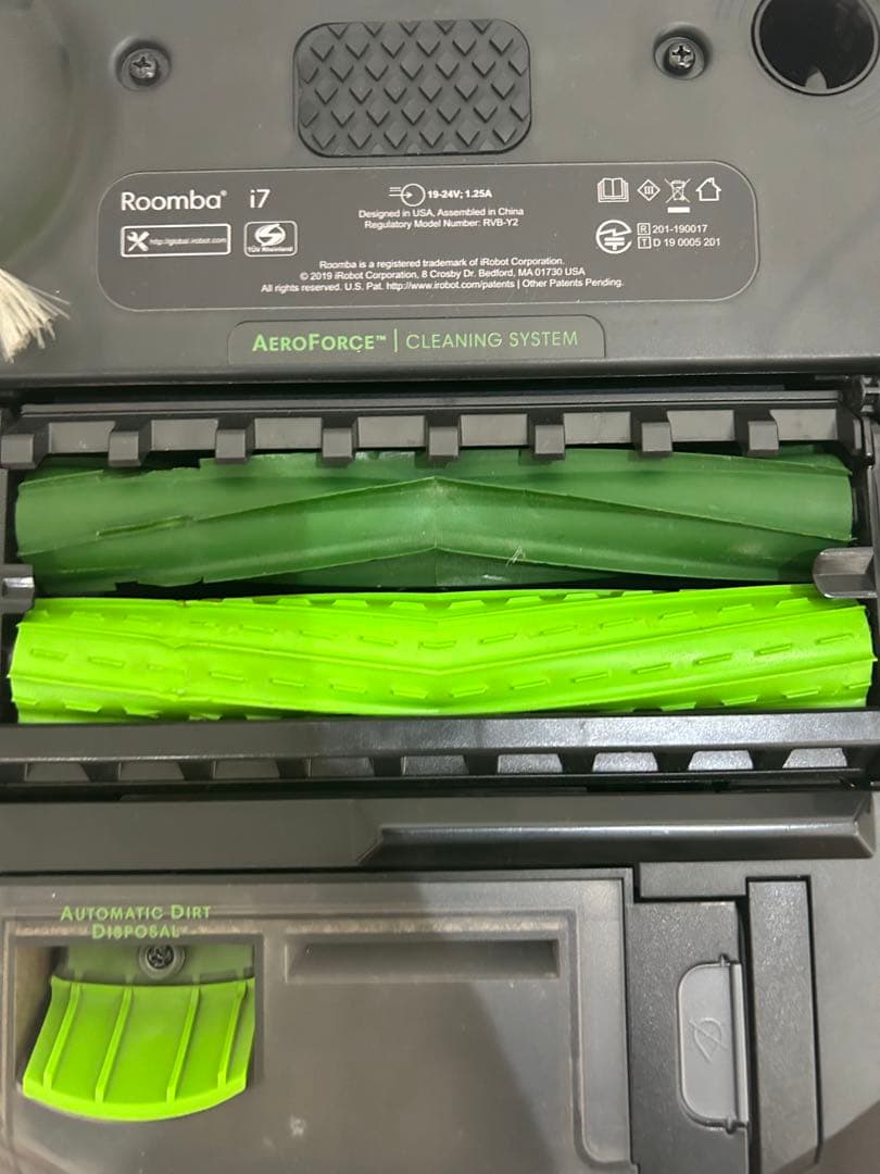 【美品】アイロボット ルンバ i7＋