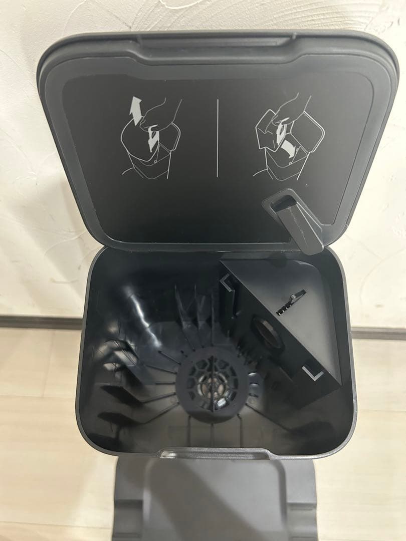 【美品】アイロボット ルンバ i7＋