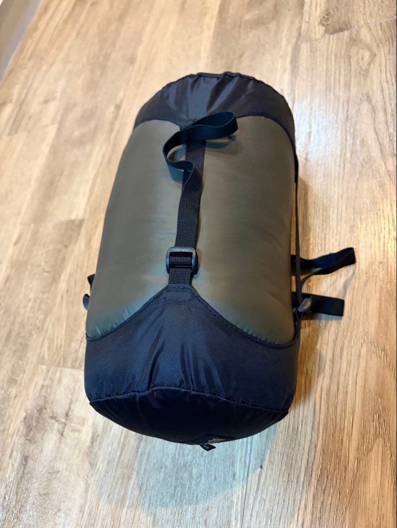 NANGA ナンガ 460 オリジナルシュラフ レギュラー オリーブ