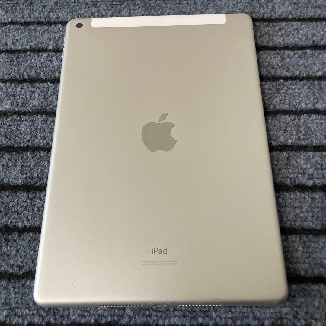 235 iPad 8世代 32GB SIMフリー シルバー