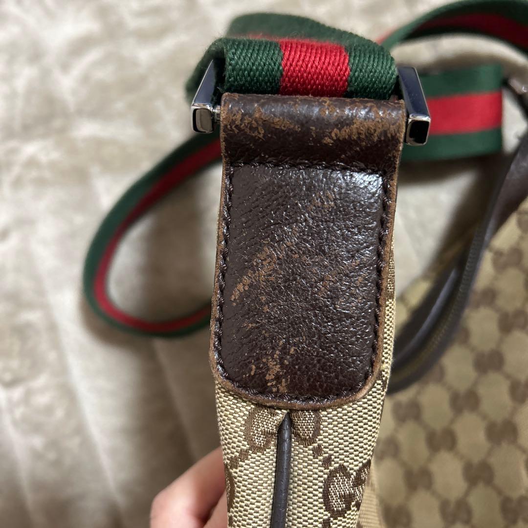 GUCCI シェリーライン　ハーフムーン　ショルダーバッグ181092
