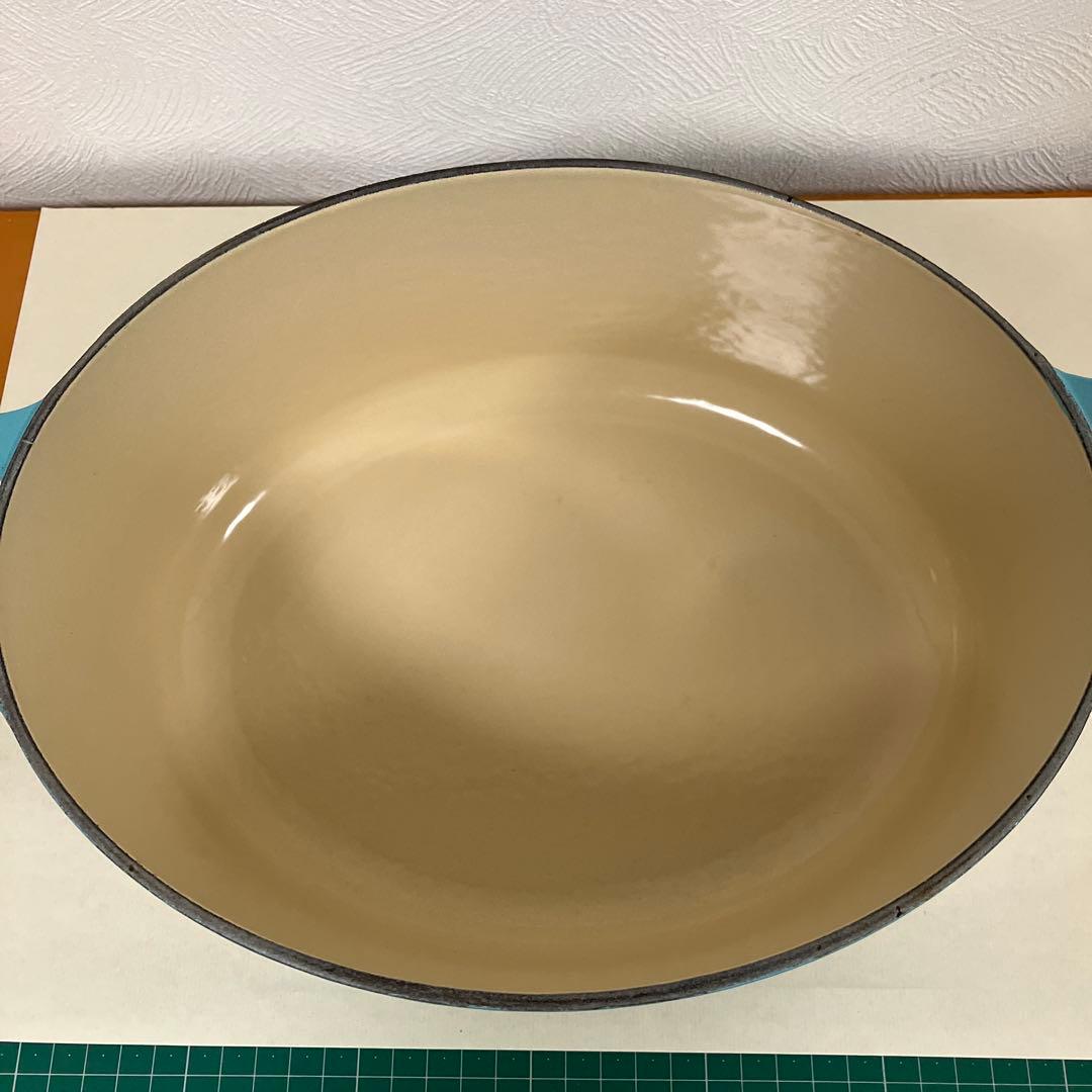 LE CREUSET 27㎝　オーバル　ホーロー両手鍋 カリビアンブルー