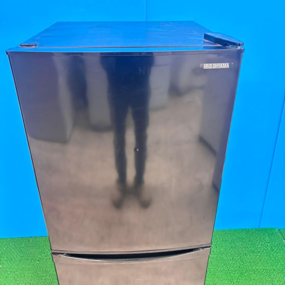 772 2024年製　冷蔵庫　小型　一人暮らし　極美品　100L〜200L 格安