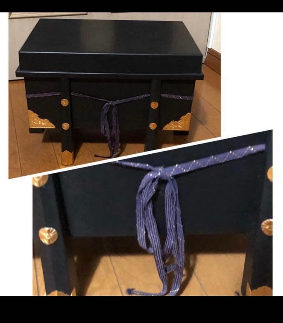 104】五月人形 理実 源氏獅噛兜兜飾 カブト 座布団　台付 美術工芸