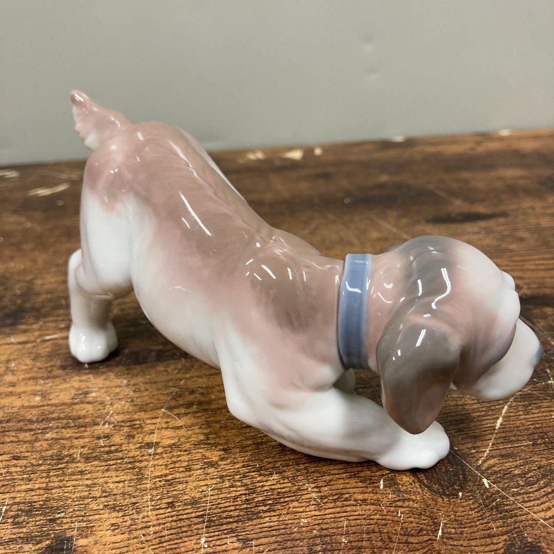 リヤドロ LLADRO 犬 フィギュリン　置物 陶器
