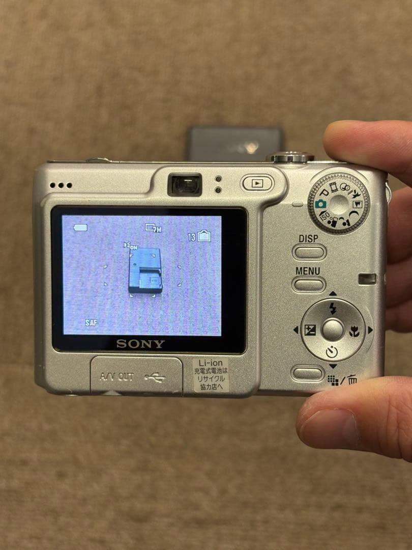 【美品】ソニー SONY Cyber-shot DSC-W35 動作良好 純正品
