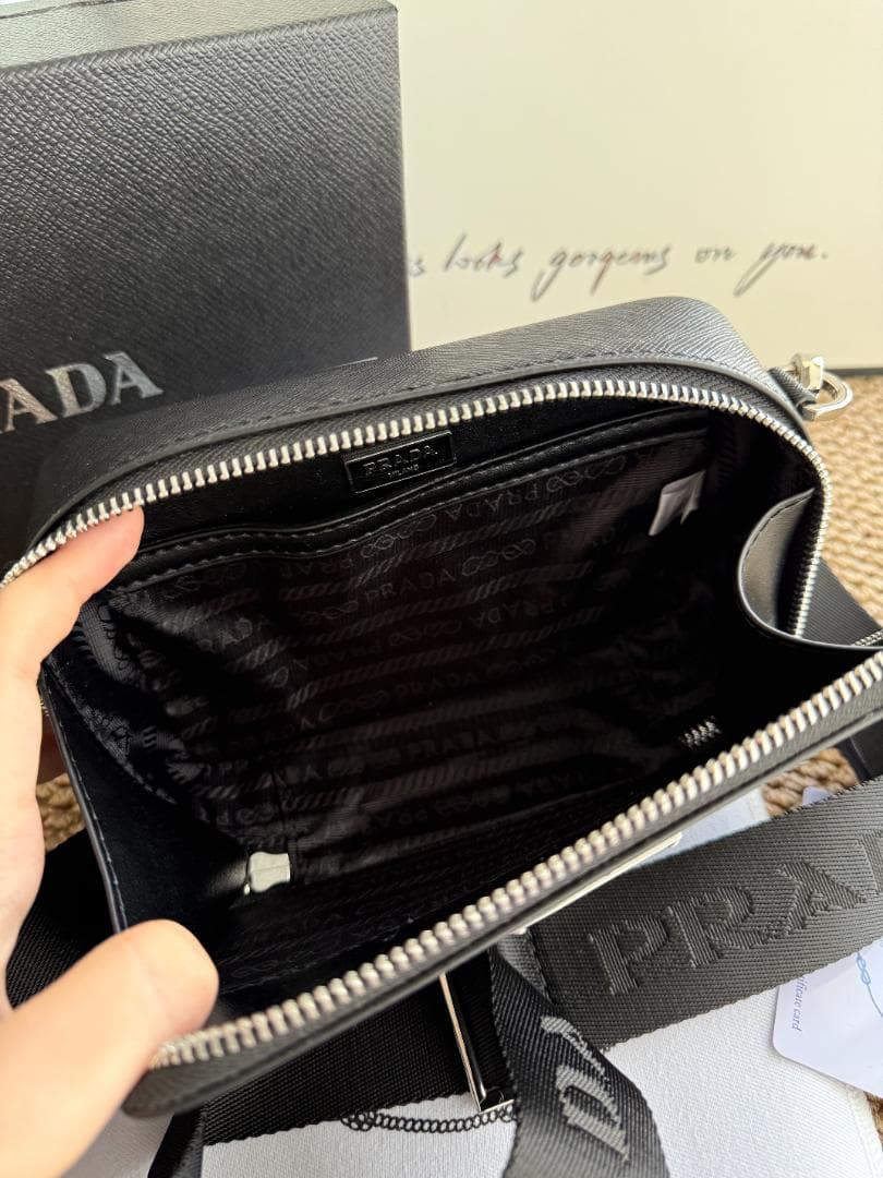 セール！ ブラック メッセンジャーバッグ