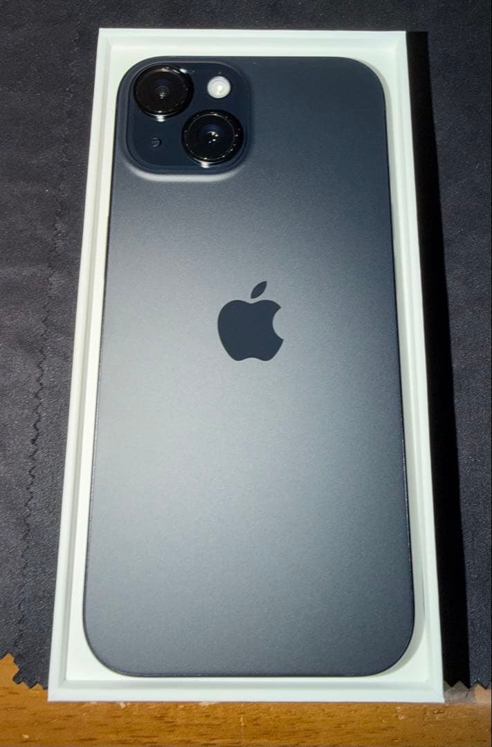 iPhone15 256GBブラック