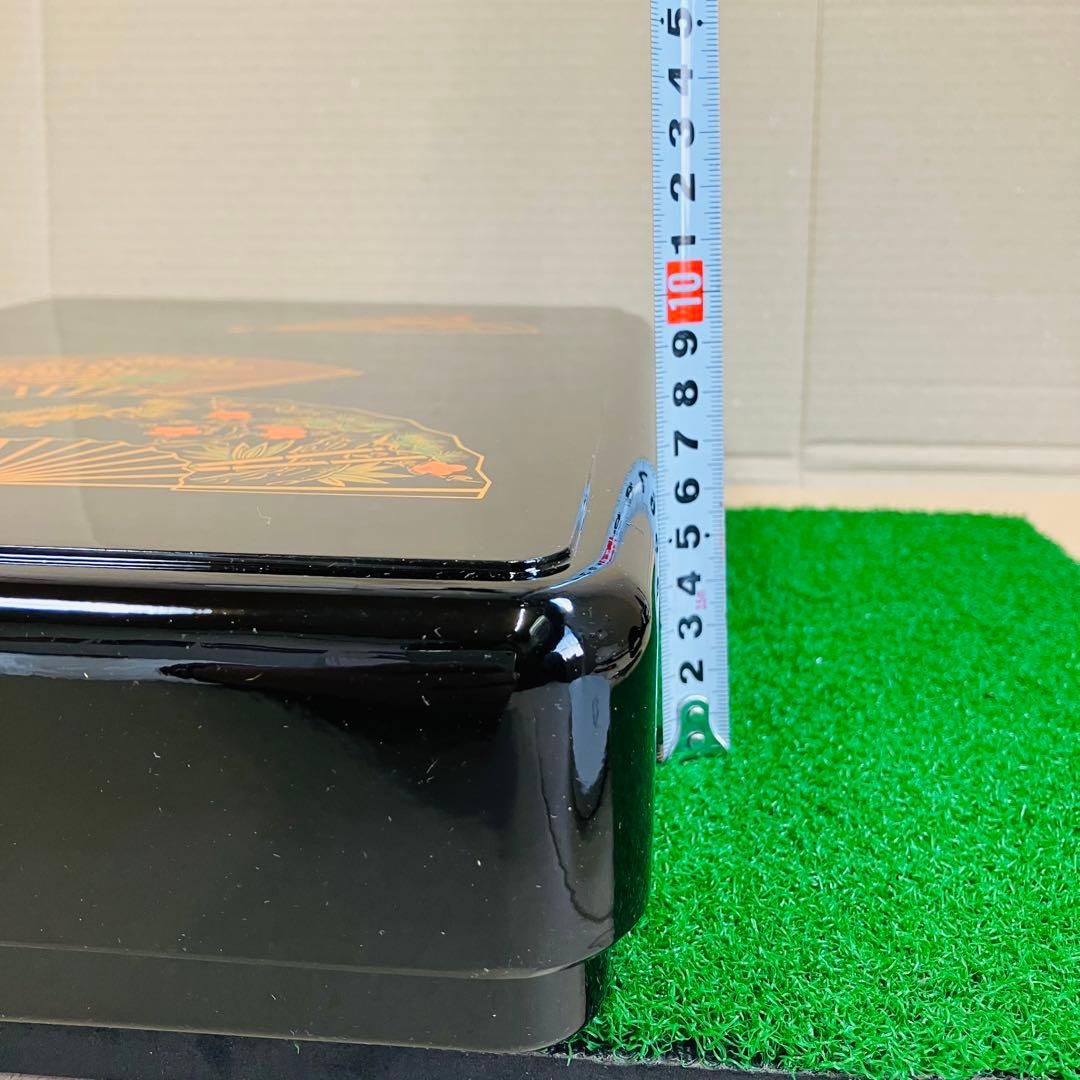 昭和五十五年一月吉日の銘が刻まれた希少な美術工芸品、本蒔絵漆器の文庫箱