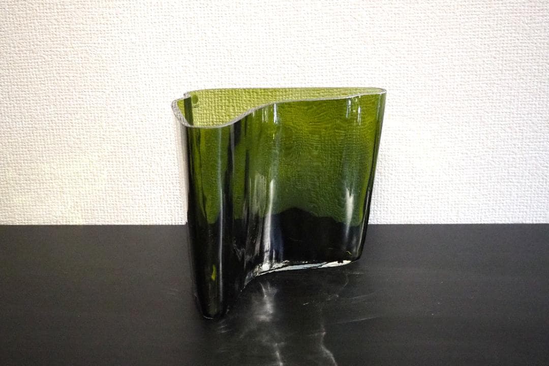 アルヴァ・アアルト ベース 140mm モスグリーン イッタラ 