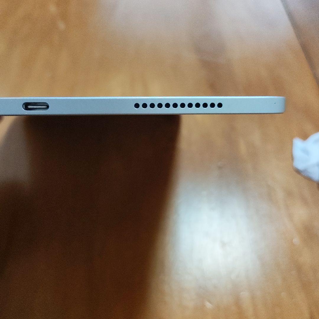 【送料込】Apple iPad Air 第5世代64GB シルバー 本体