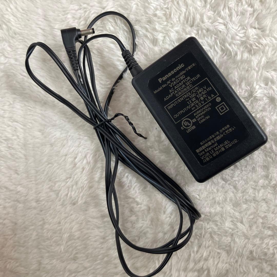 【美品】Panasonic デジタルハイビジョンビデオカメラ HC-V100M