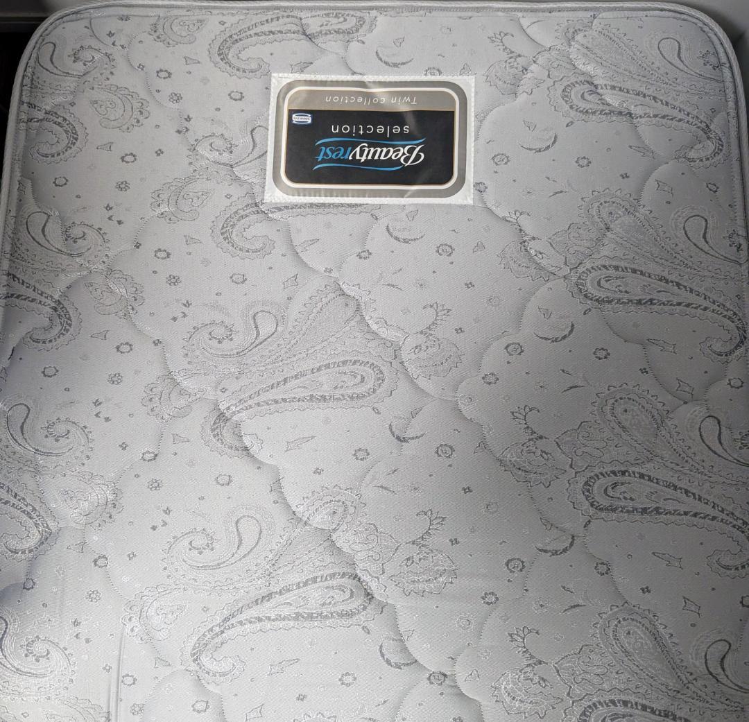 状態良好 シモンズ シングル マットレス＋ベットフレーム　セット配送