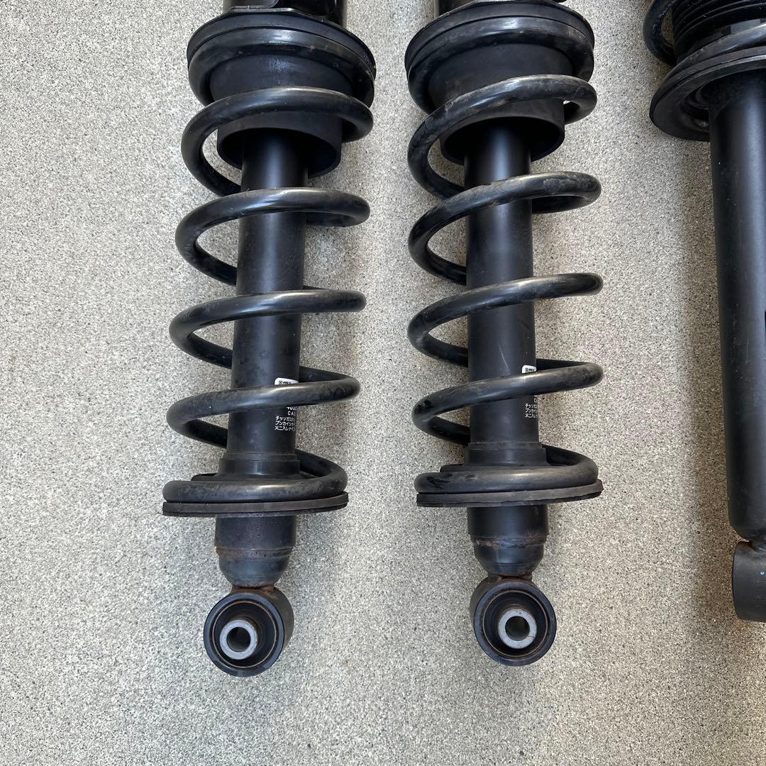 トヨタ CROWN AWS210 純正ショック クラウンアスリート ハイブリッド