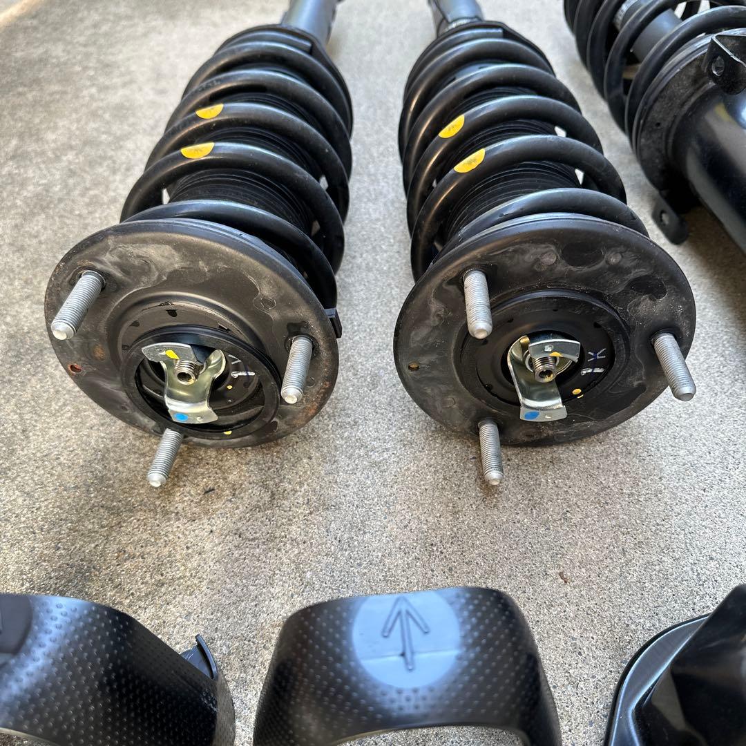 トヨタ CROWN AWS210 純正ショック クラウンアスリート ハイブリッド