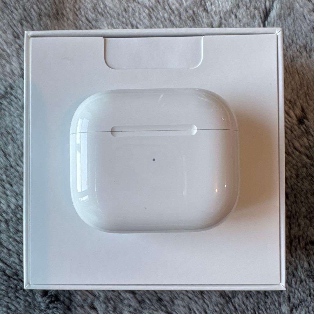 AirPods3充電ケース付き・両耳・箱あり・動作確認済み・充電コードのみ未使用