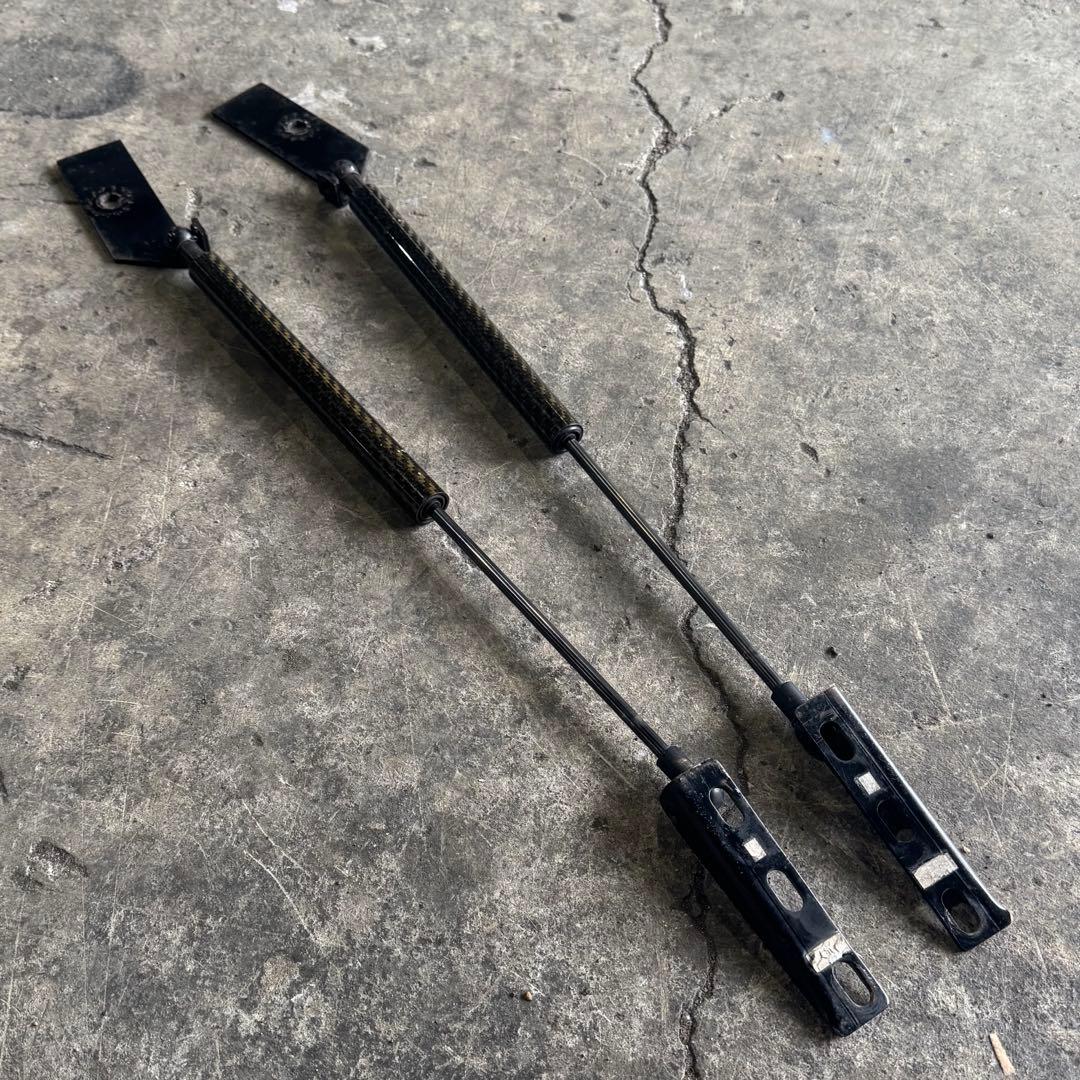 ガ*ツ様 zn6 86 ボンネット ダンパー　トラスト　グレッディ