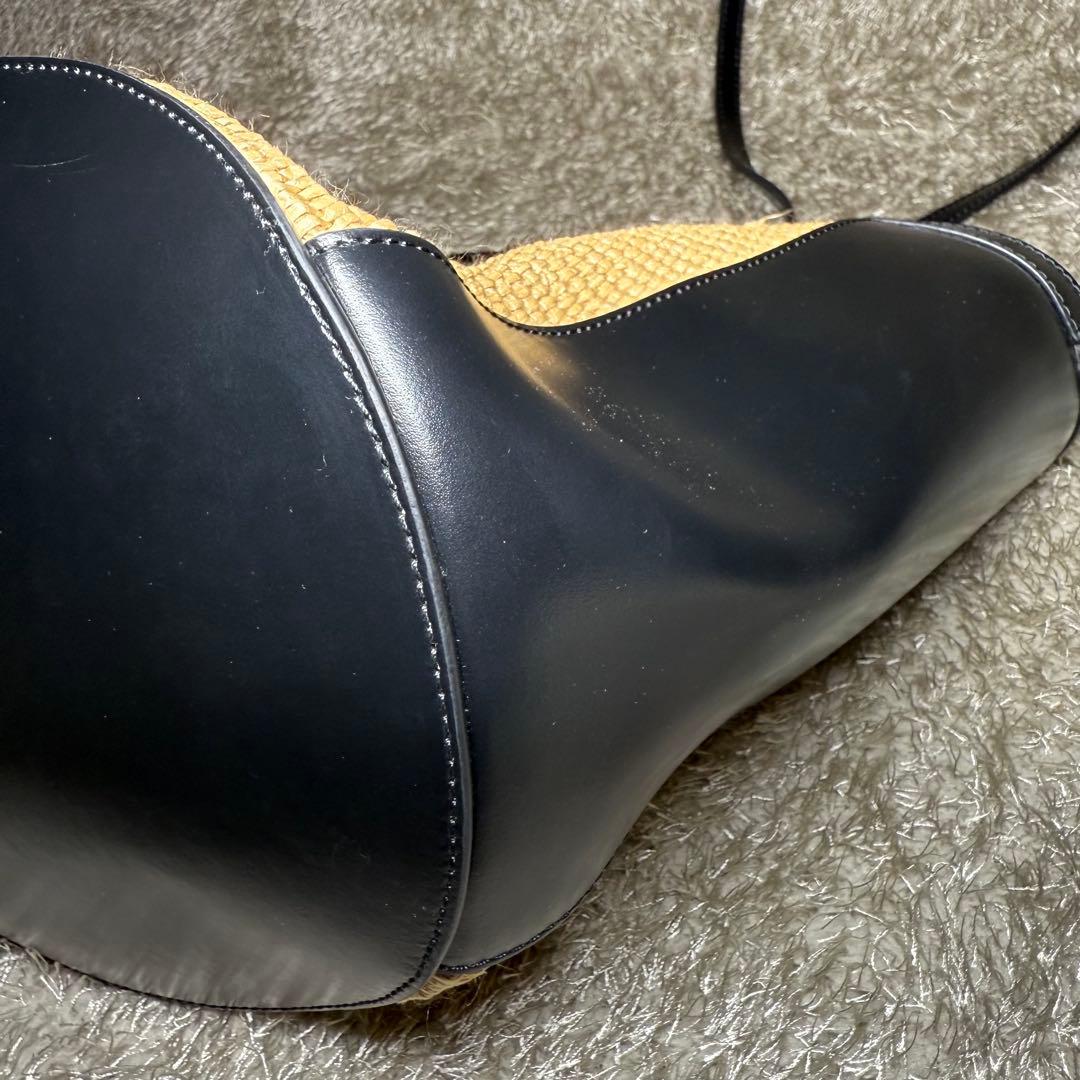 MARNI かごバッグ　ブラック