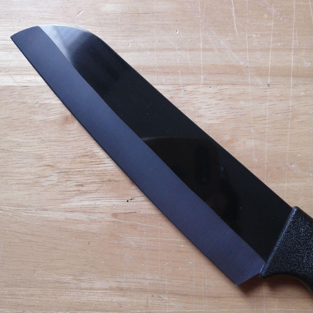 日本国産銀抗菌セラミック包丁　アウトレット特価品　刃渡り16.5センチ