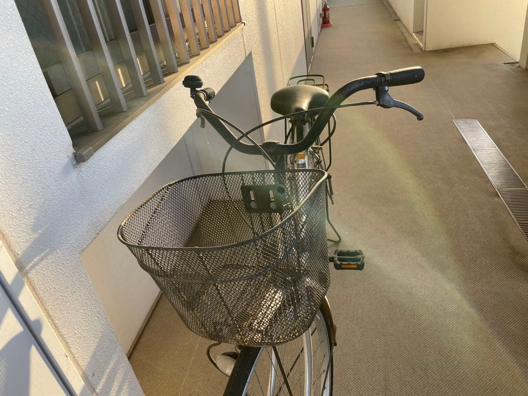 自転車　シルバー 熊本菊陽町受け取り限定