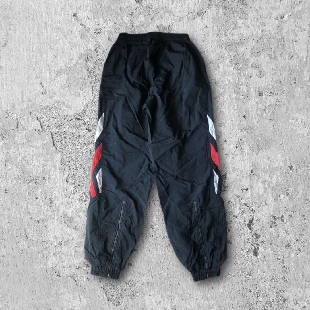 【入手困難】90sデサント製アディダスadidasナイロンセットアップ激レア上下