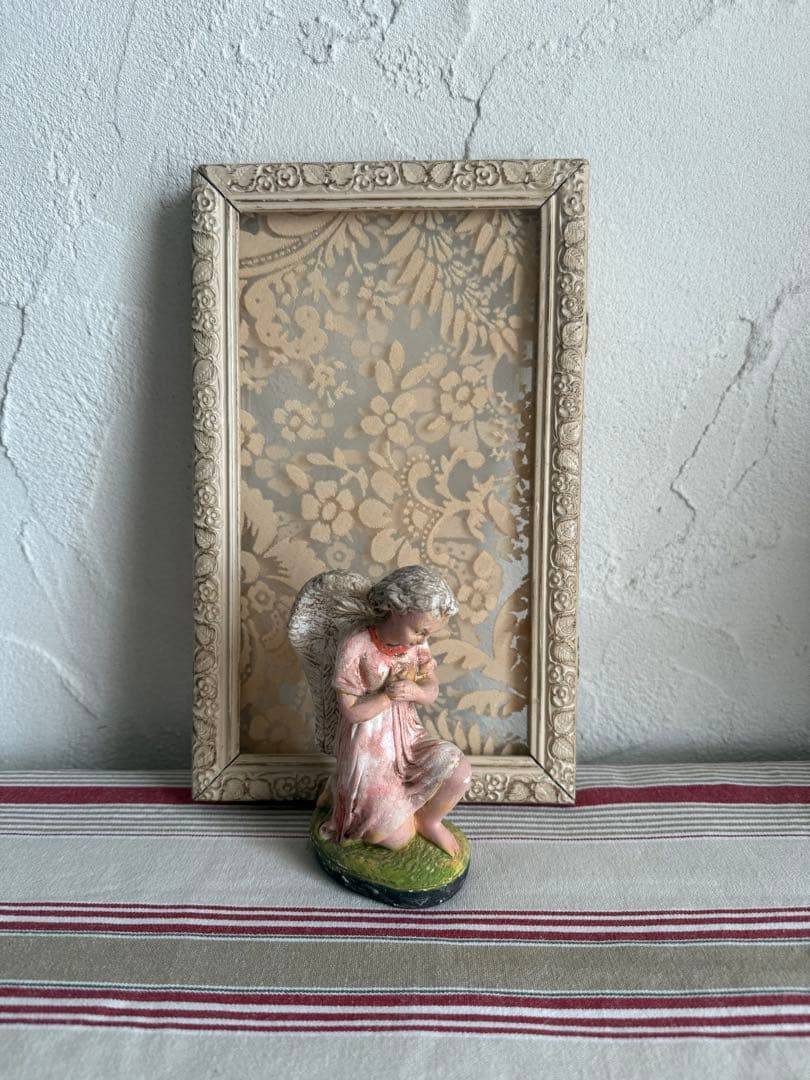 フランスアンティーク　二つ折りフレーム レース花柄