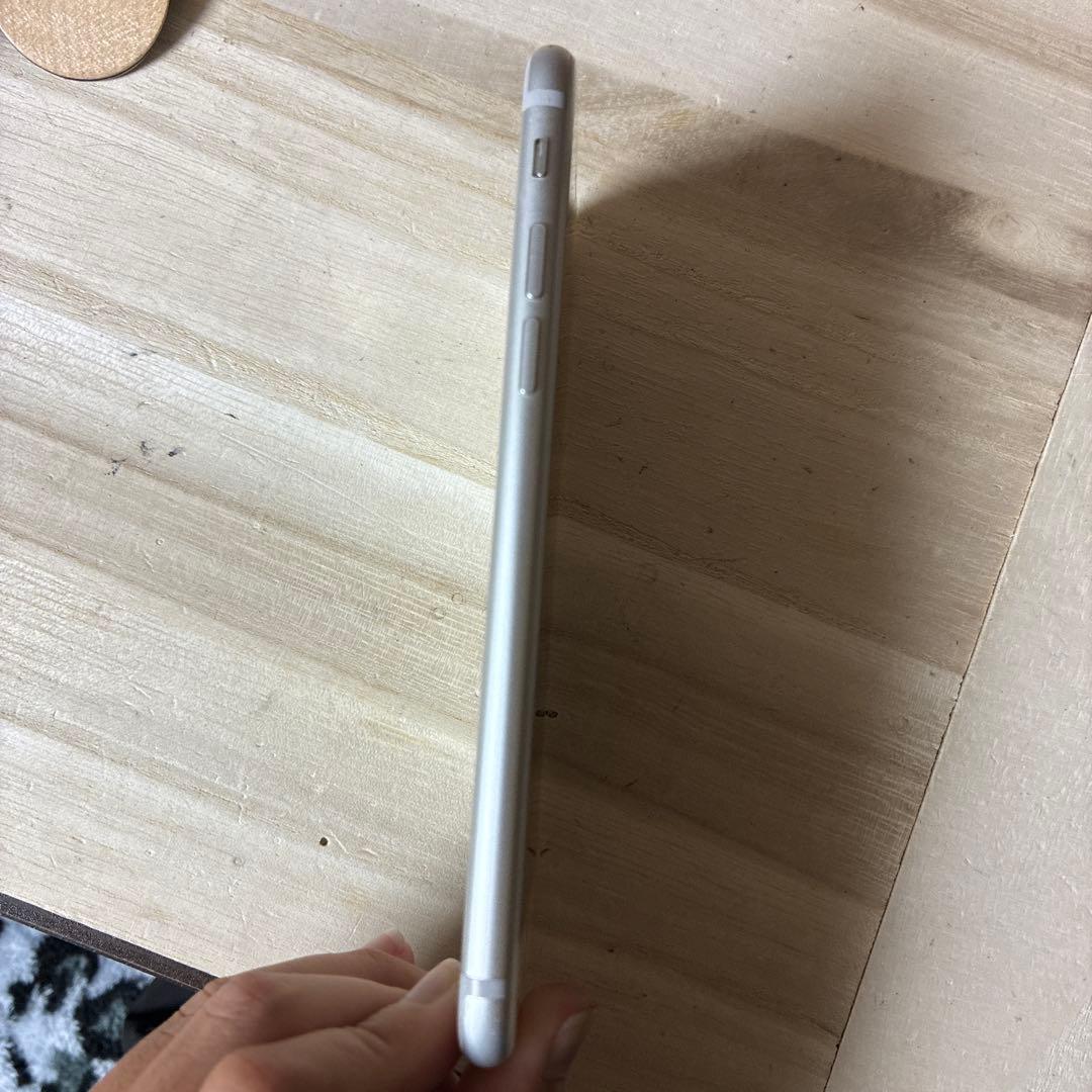 スマートフォン本体 iPhone7 32GB