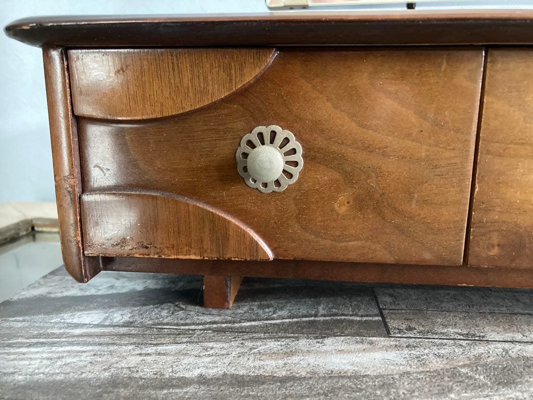 昭和レトロ｜優雅と気品｜ヴィンテージ化粧台 ドレッサー 鏡台【一点もの／鏡付】