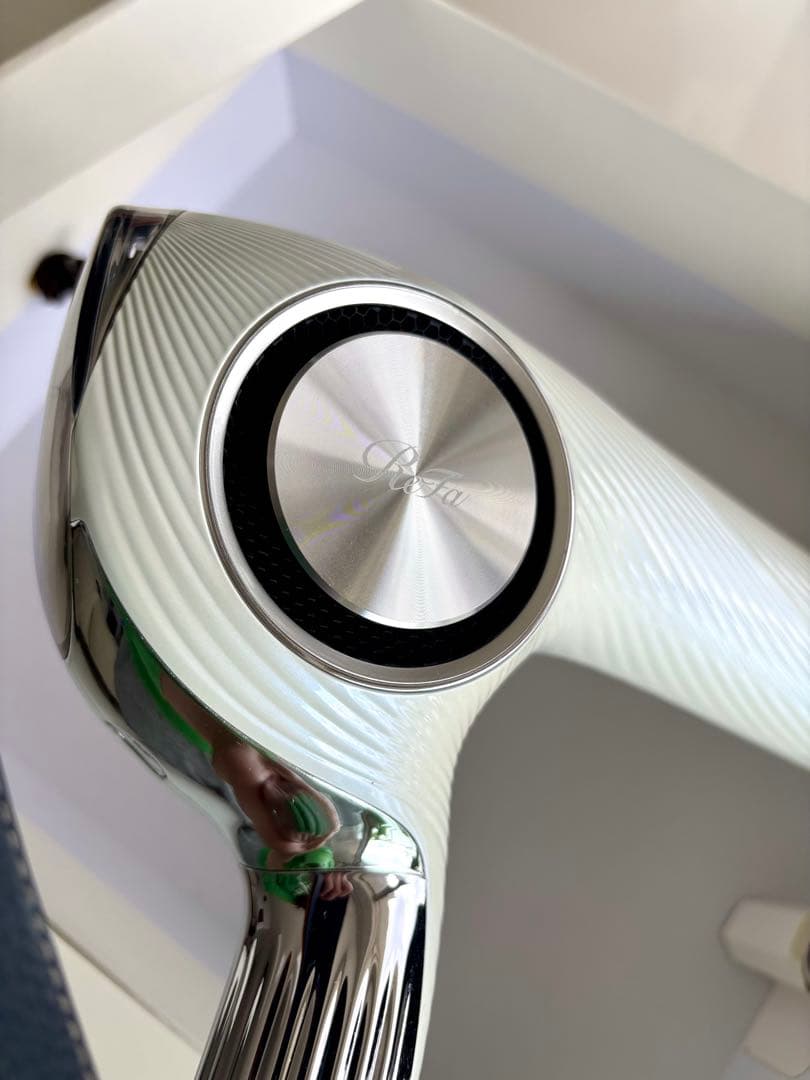 リファ　ビューテックドライヤープロ