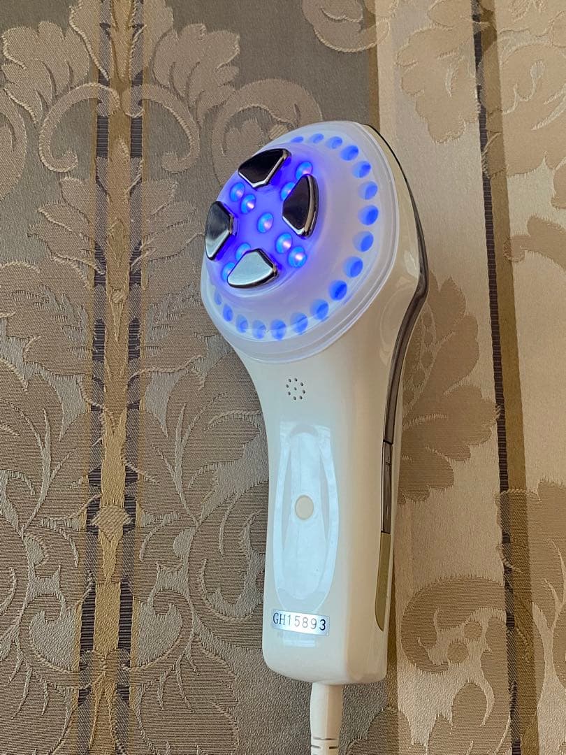 ドクターアリーヴォ　ゴースト 美顔器