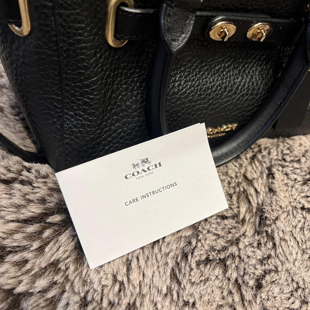 極美品✨コーチ　COACH ショルダーバッグ　黒　レザー　斜めがけ　ミニサイズ