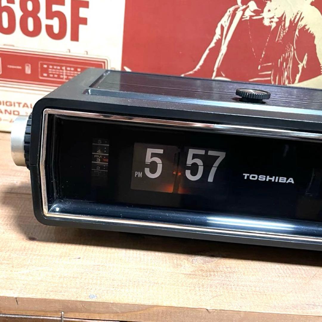 【動作OK】東芝 目覚まし パタパタ時計 FM AM ラジオ RC-685F
