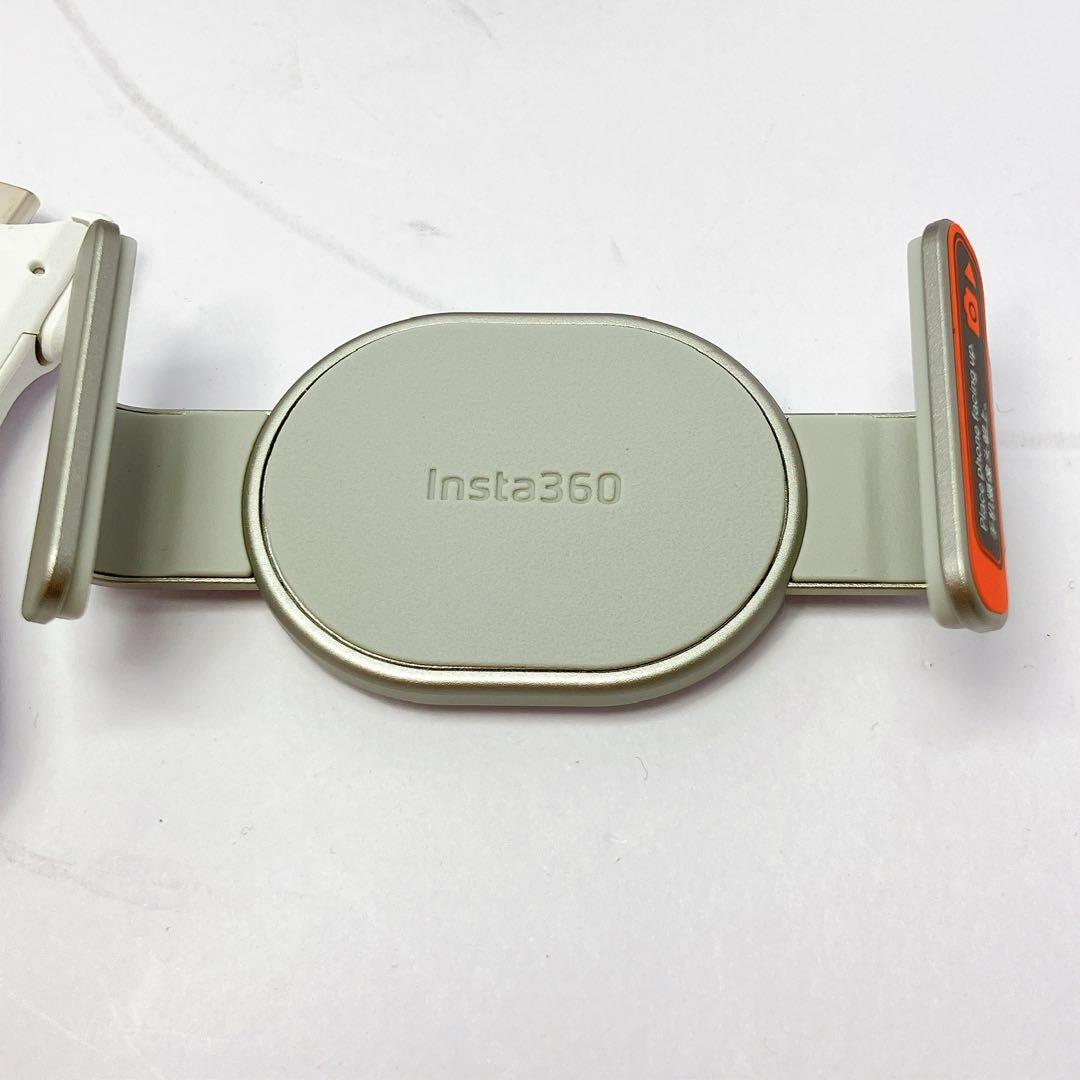 2638◯ Insta360 Flow スマートフォン用スタビライザー