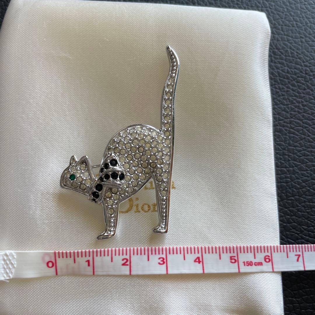 【極美品】キャットモチーフ ラインストーン ブローチ