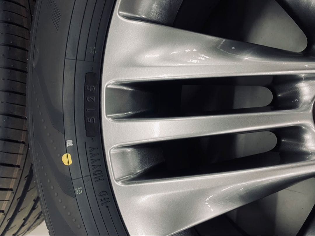 エベレスター 18インチ ホイールセット ADVAN