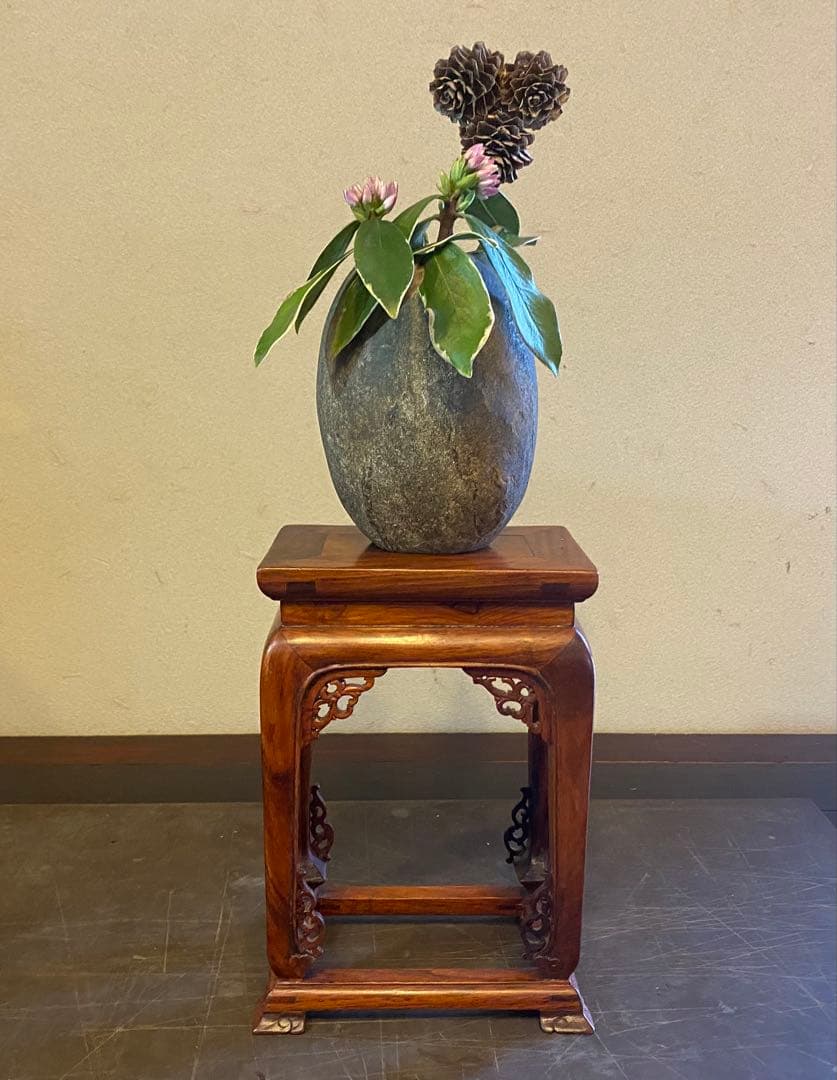 中国アンティーク　透かし彫り 飾り台・花台・香台　全高17cm ヴィンテージレア