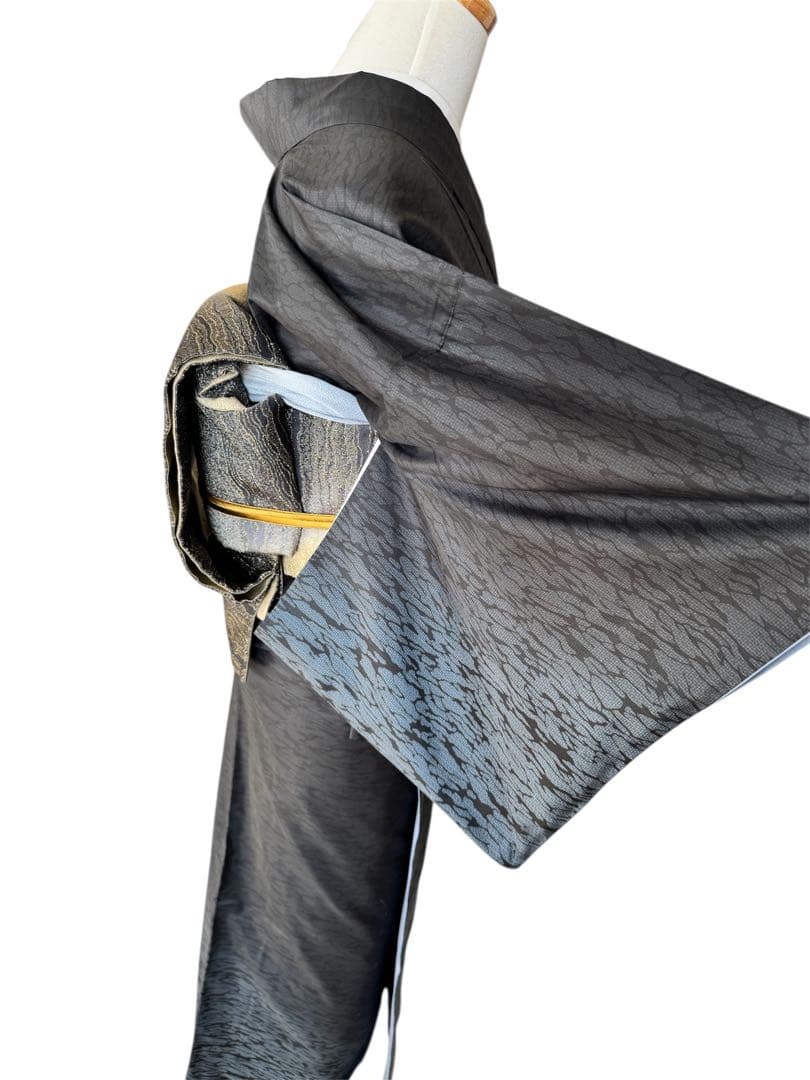 本場大島紬訪問着　染大島　逸品　波間模様