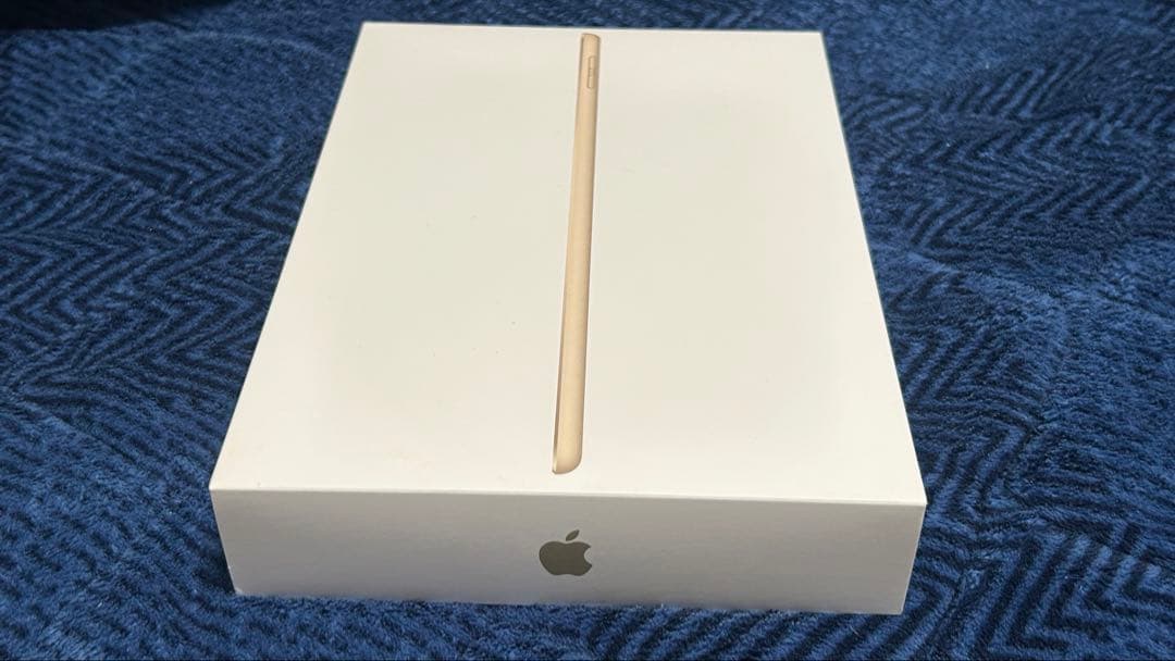 （割と美品）iPad 9.7インチ 第5世代 Gold 32GB WiFiモデル
