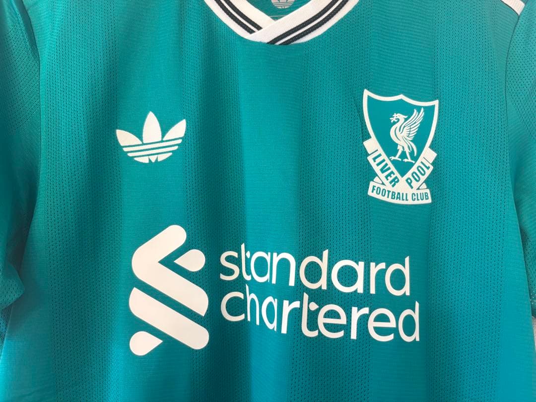 【ほぼ新品】リバプール　25/26 サード　オーセンティック　半袖　Ｌ