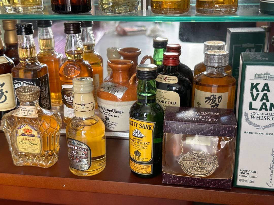 ウイスキーコレクション 43本 ガラスケース付き